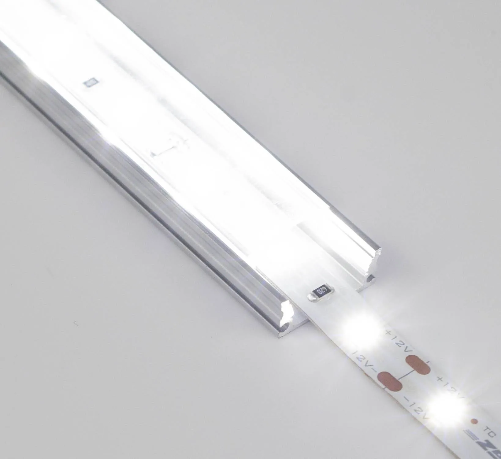 AP-008-U-W17.5-H9.2-D6.6-L12.7